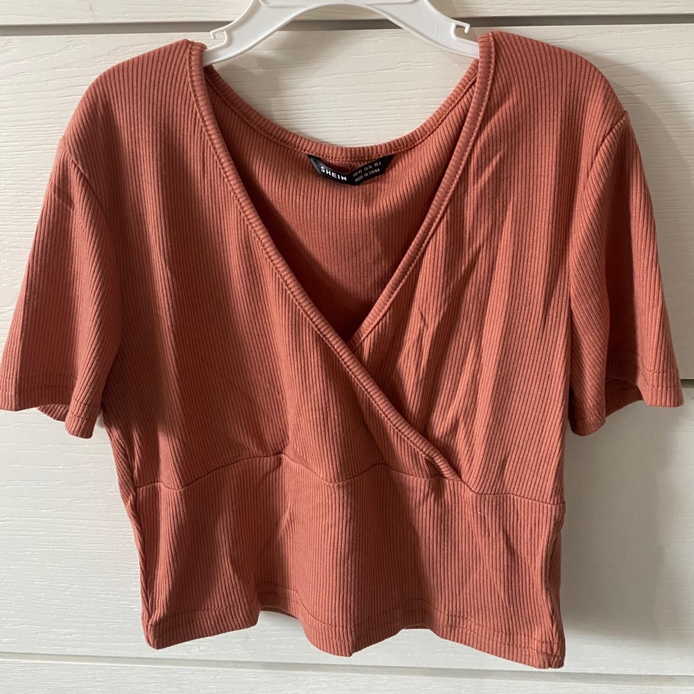 crossover crop top